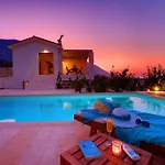 Villa Linatela Ideales Mousata