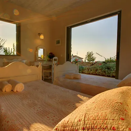 Linatela Ideales Μουσάτα